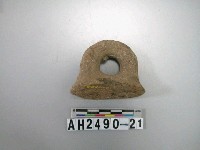 藏品(紅色粗砂陶把鈕)的圖片